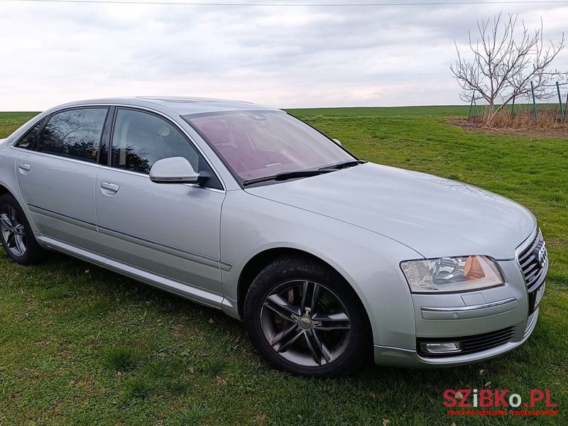 2007' Audi A8 photo #2