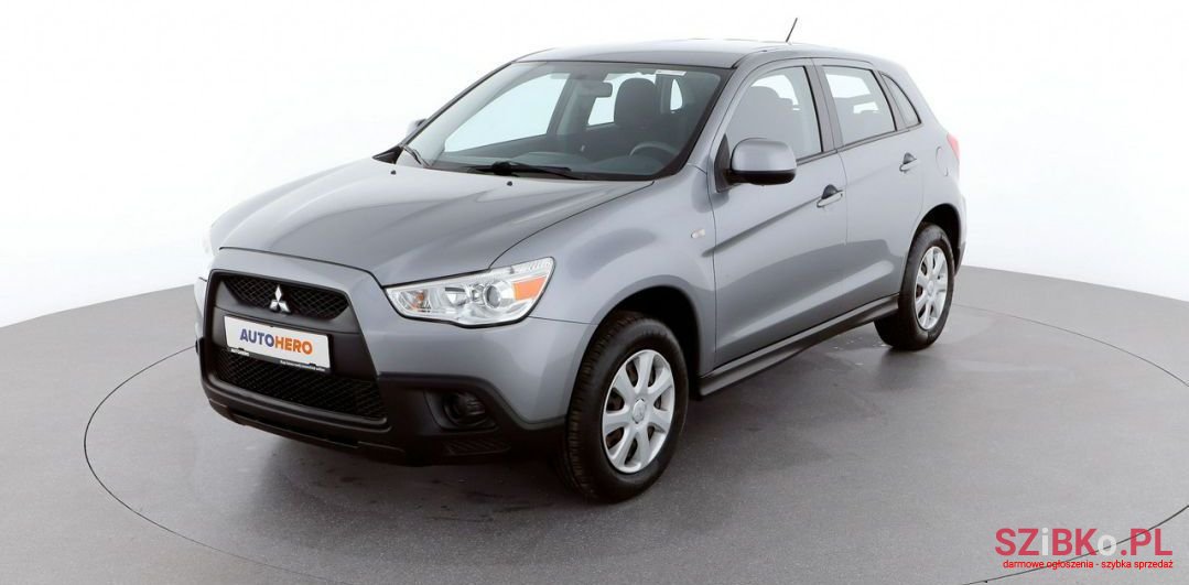 2012' Mitsubishi ASX photo #1