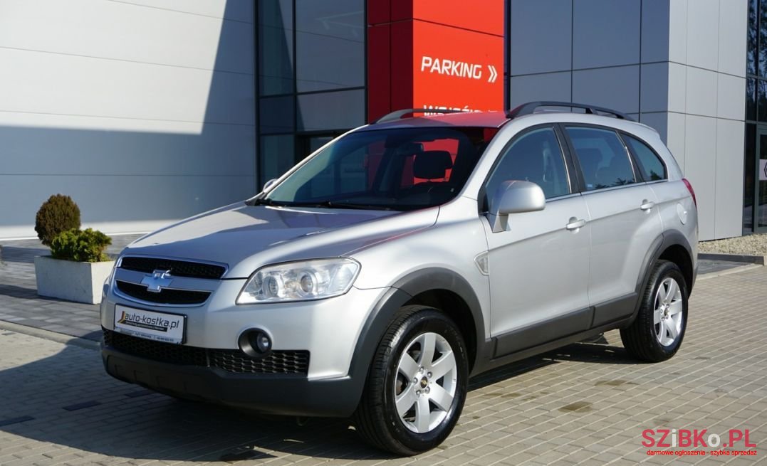 2009' Chevrolet Captiva photo #1