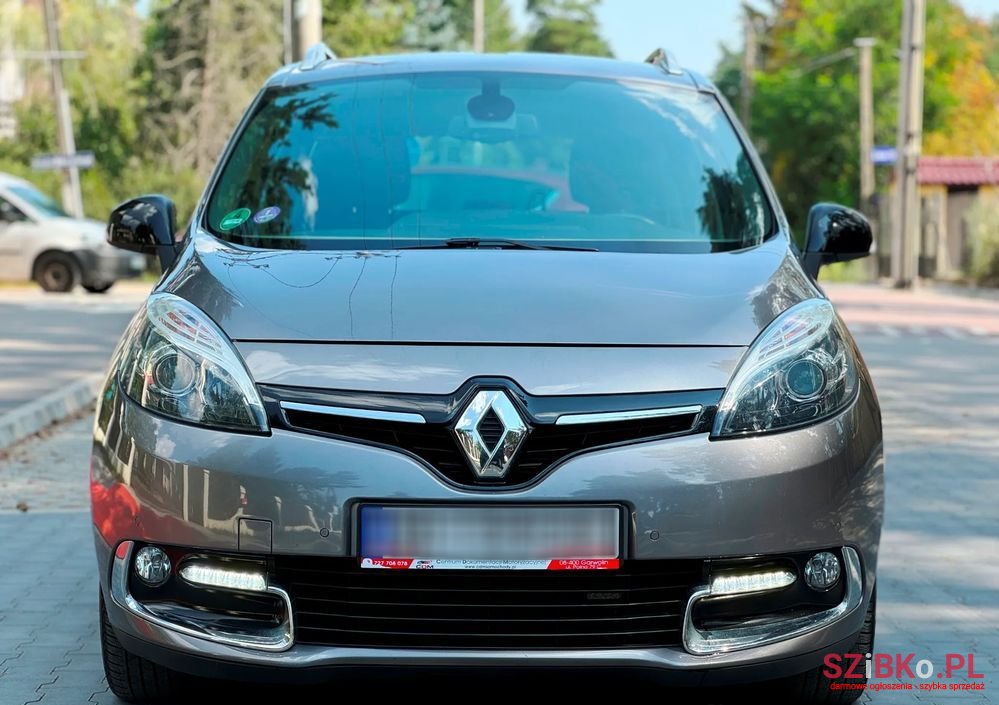 2014' Renault Grand Scenic photo #1