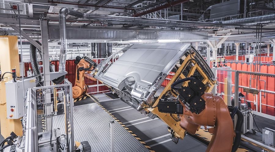 У Польщі почали випускати найбільший електричний Volkswagen
