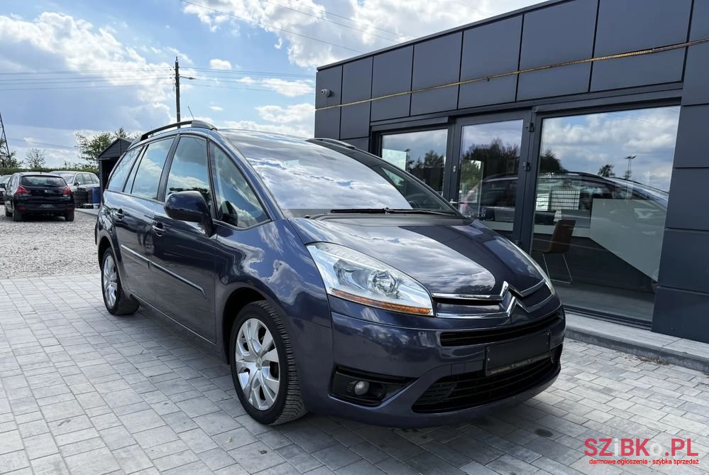 2008' Citroen C4 Grand Picasso photo #1