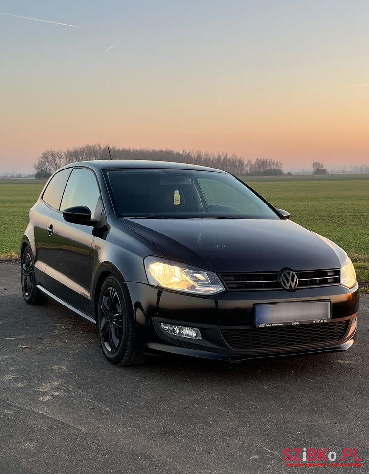 2010' Volkswagen Polo 1.6 Tdi Highline photo #2