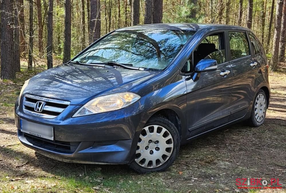 2005' Honda FR-V 2.0 Comfort photo #1