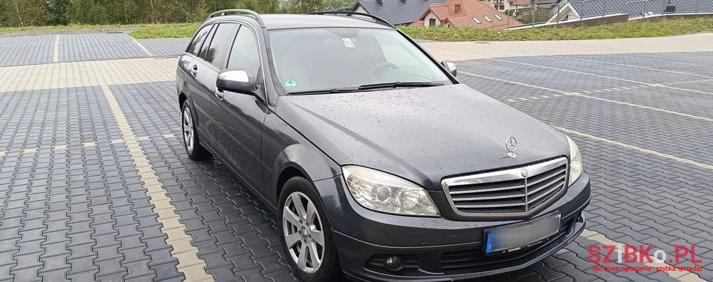 2008' Mercedes-Benz C-Class photo #1