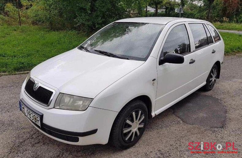 2001' Skoda Fabia photo #4