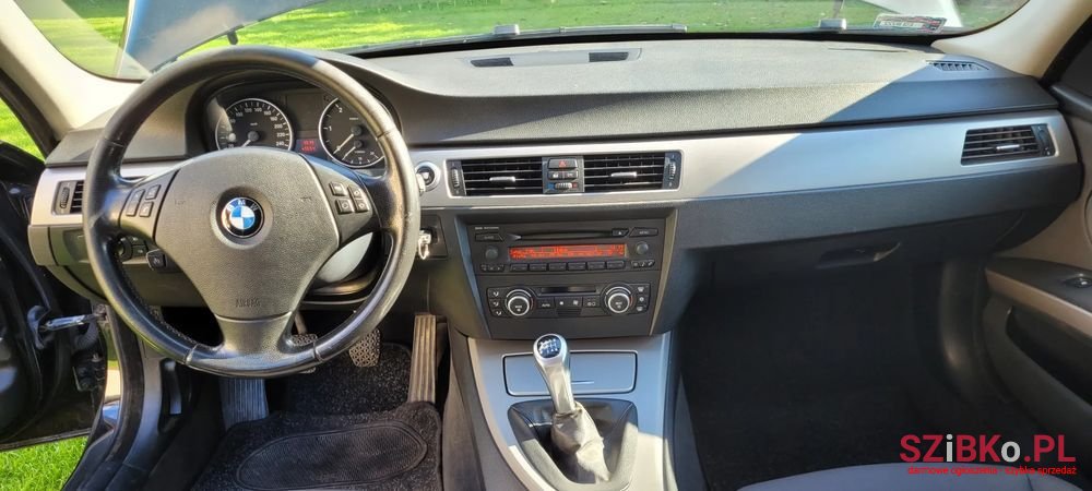 2006' BMW 3 Series 320D photo #3