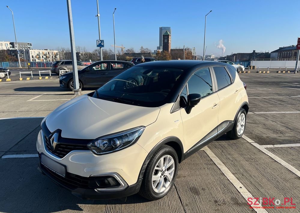 2018' Renault Captur photo #1