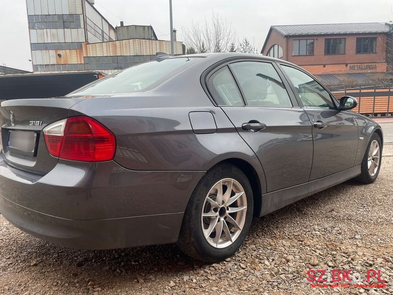 2008' BMW 3 Series 318I photo #3