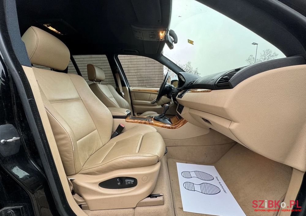 2004' BMW X5 4.4I photo #6