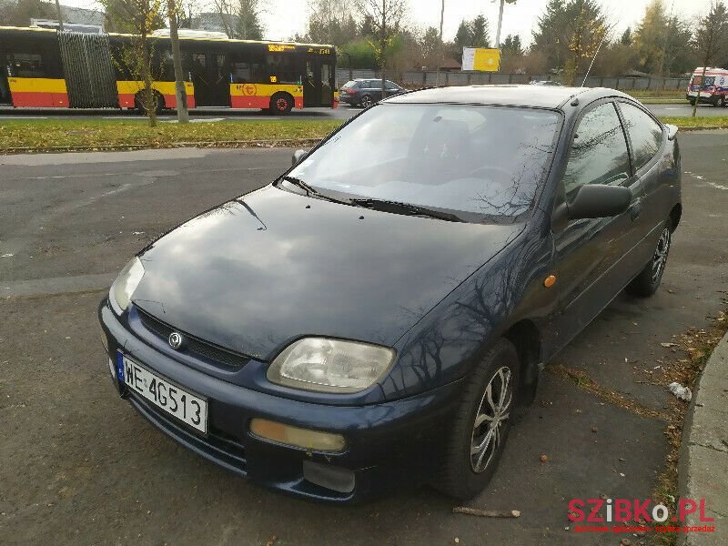 1997' Mazda 323 photo #1