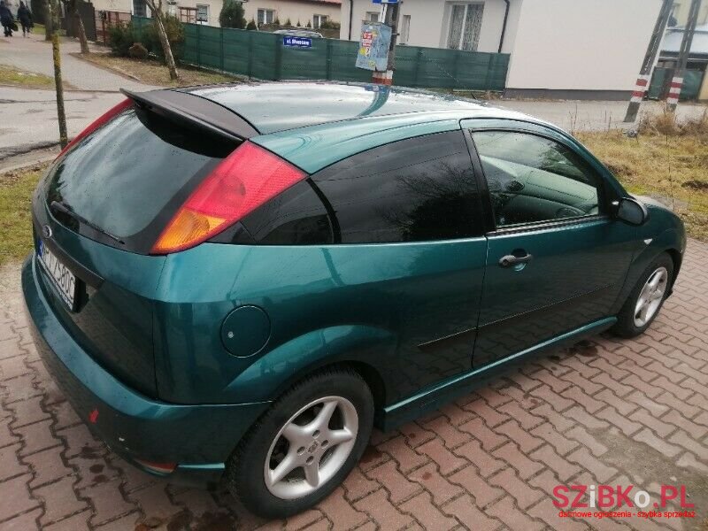 1999' Ford Focus photo #2