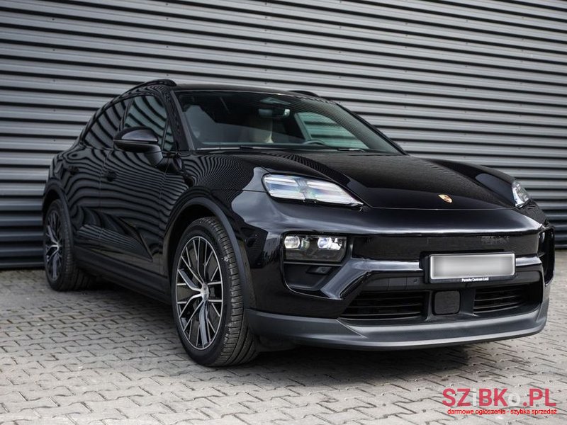 2024' Porsche Macan photo #3