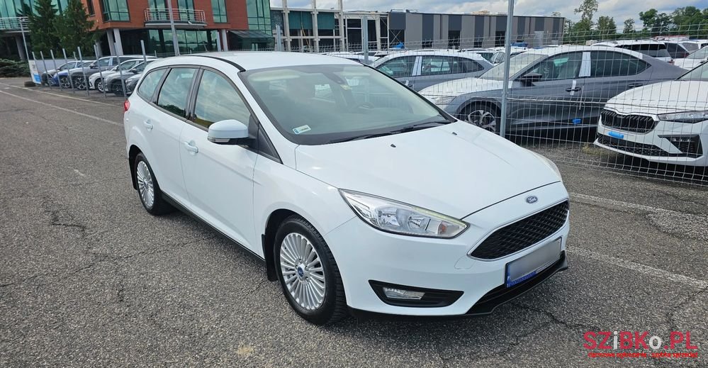 2015' Ford Focus photo #2