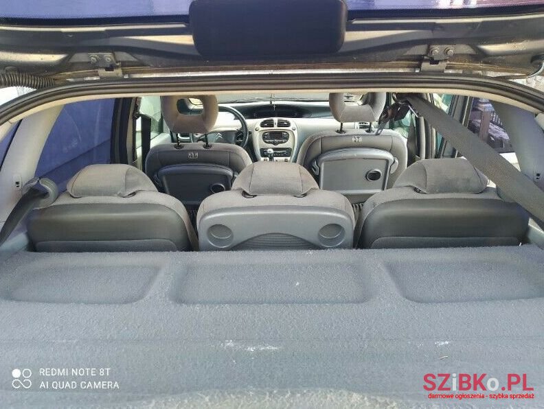 2004' Citroen Xsara Picasso photo #3
