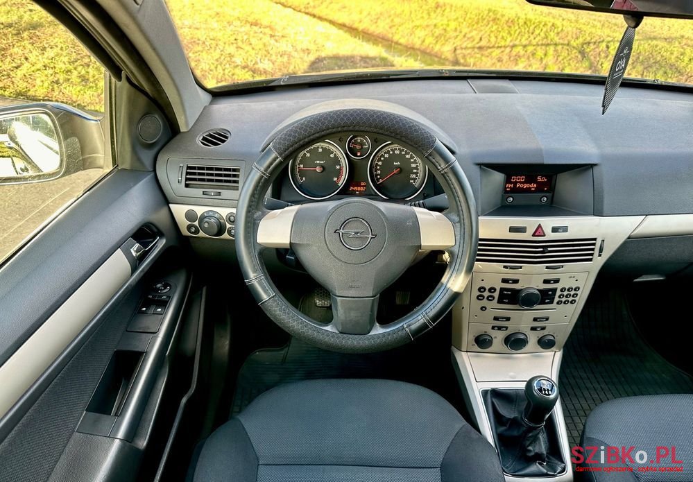 2007' Opel Astra Iii 1.7 Cdti Enjoy photo #6