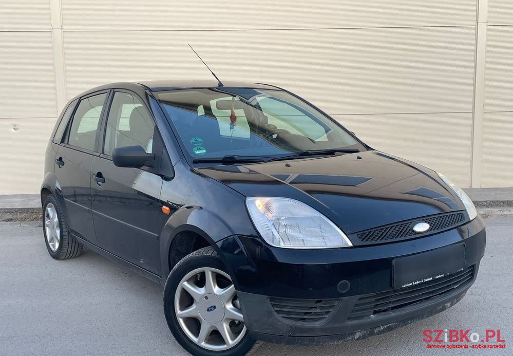 2004' Ford Fiesta photo #3