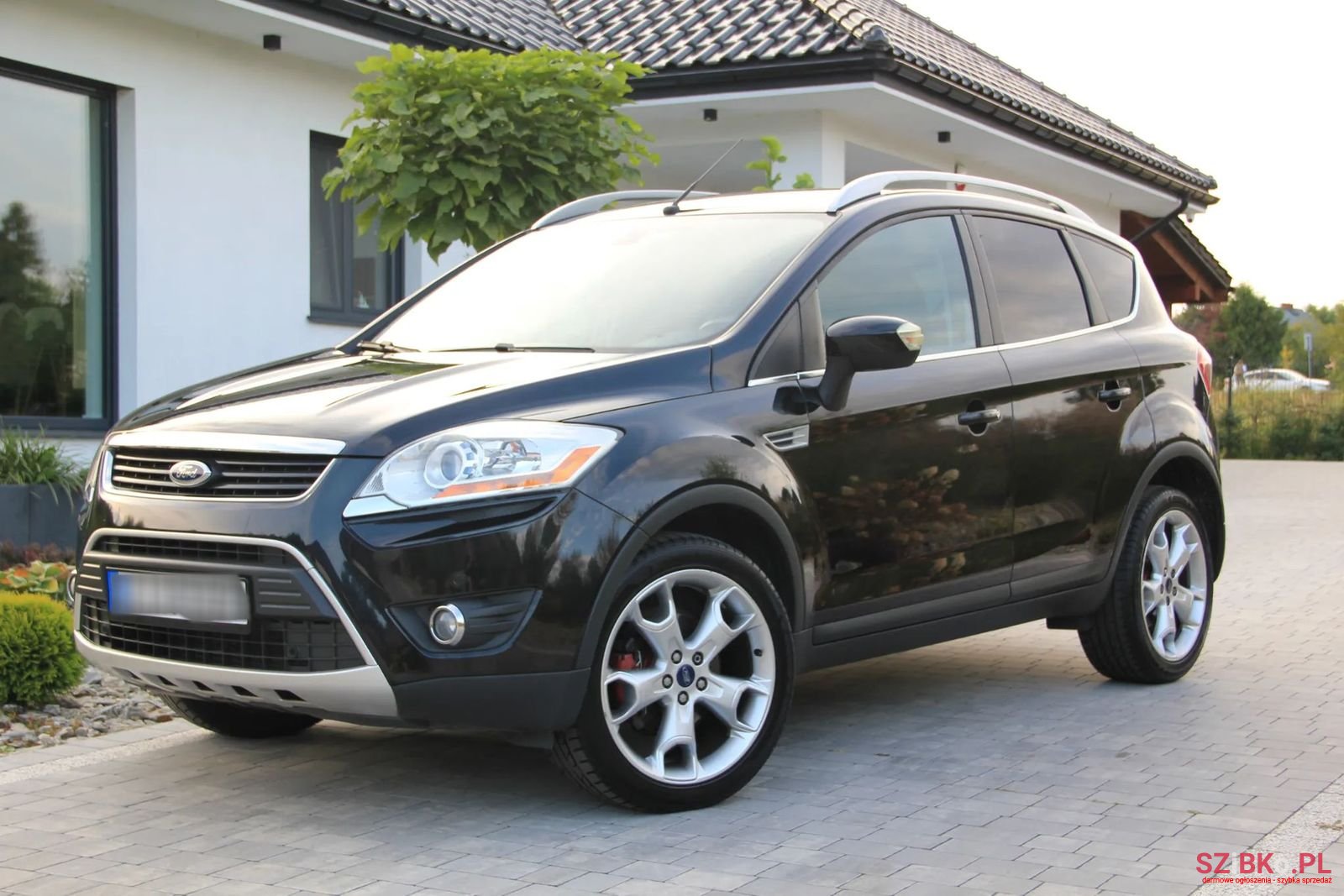 2010' Ford Kuga photo #2