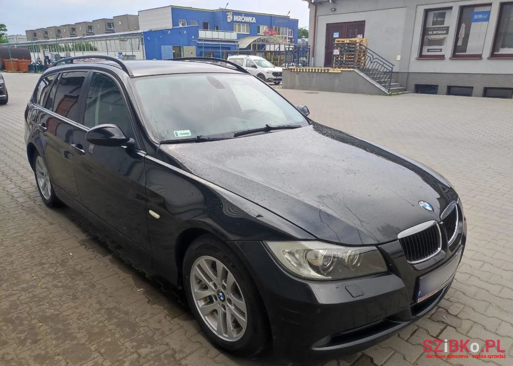 2008' BMW 3 Series 320D photo #1