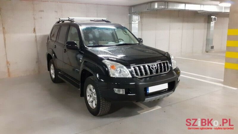 2008' Toyota Land Cruiser photo #3