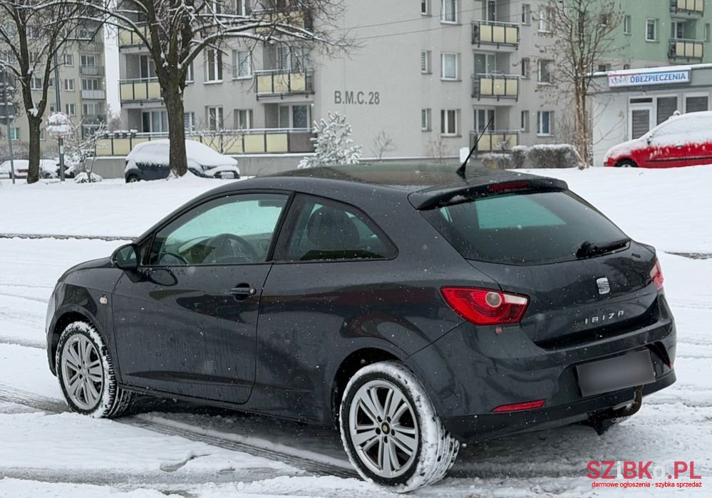 2012' SEAT Ibiza photo #5