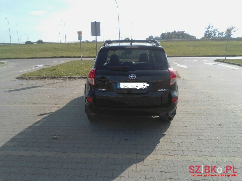 2006' Toyota RAV4 photo #4