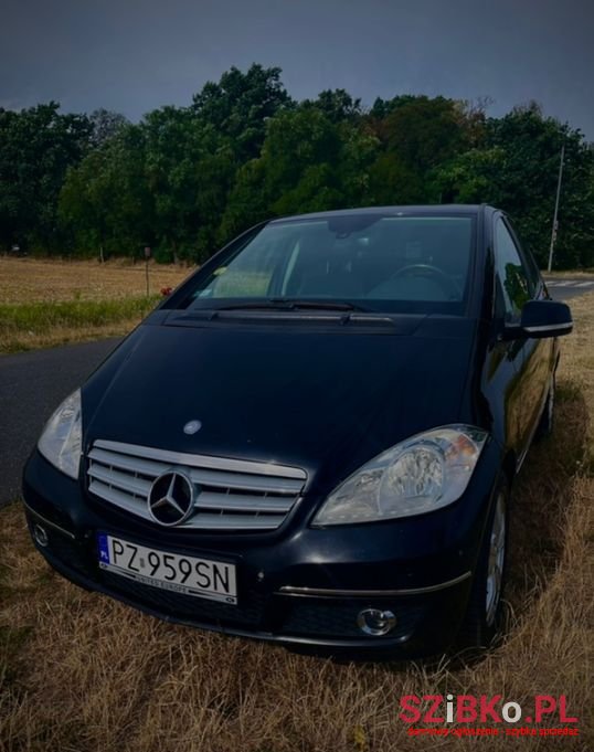 2009' Mercedes-Benz Klasa A photo #1