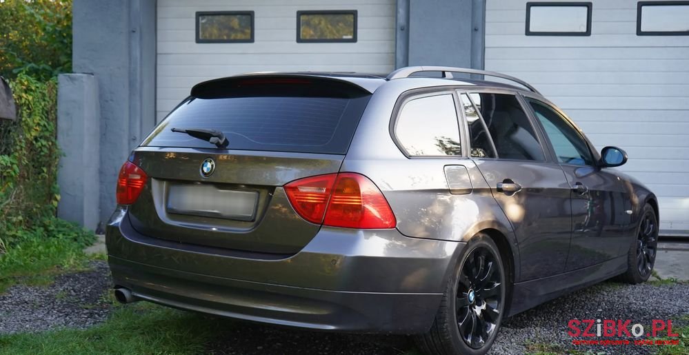 2008' BMW 3 Series photo #5