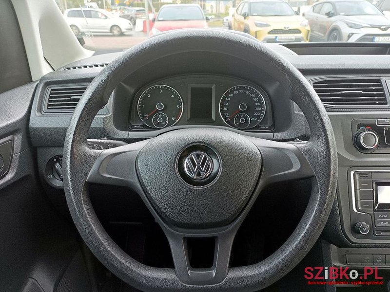 2015' Volkswagen Caddy photo #4