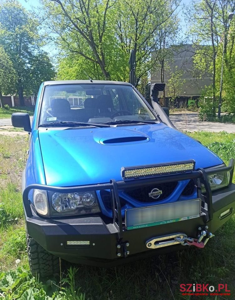 2002' Nissan Terrano photo #1