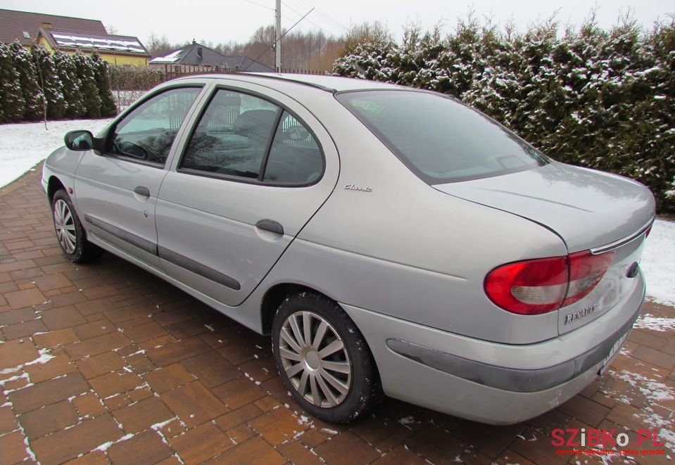 2000' Renault Megane photo #6
