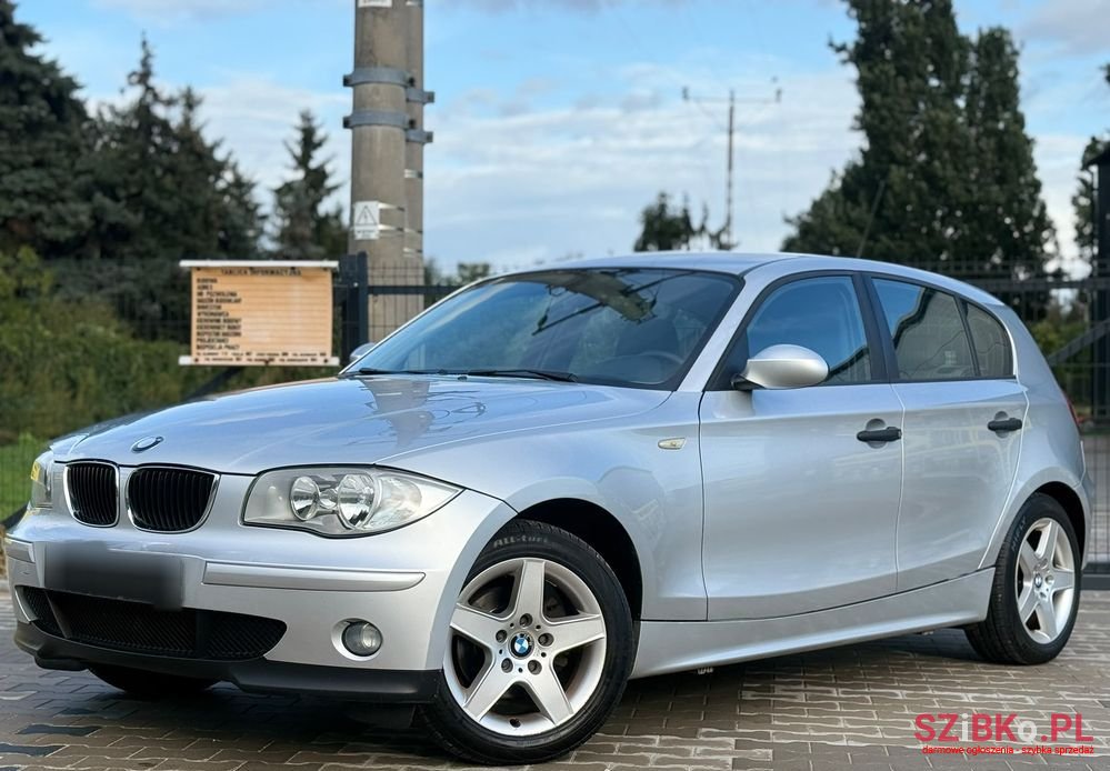 2004' BMW 1 Series photo #5