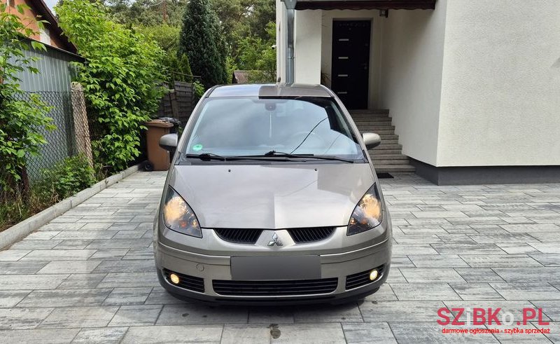 2008' Mitsubishi Colt 1.5 Di-D Motion Plus photo #3