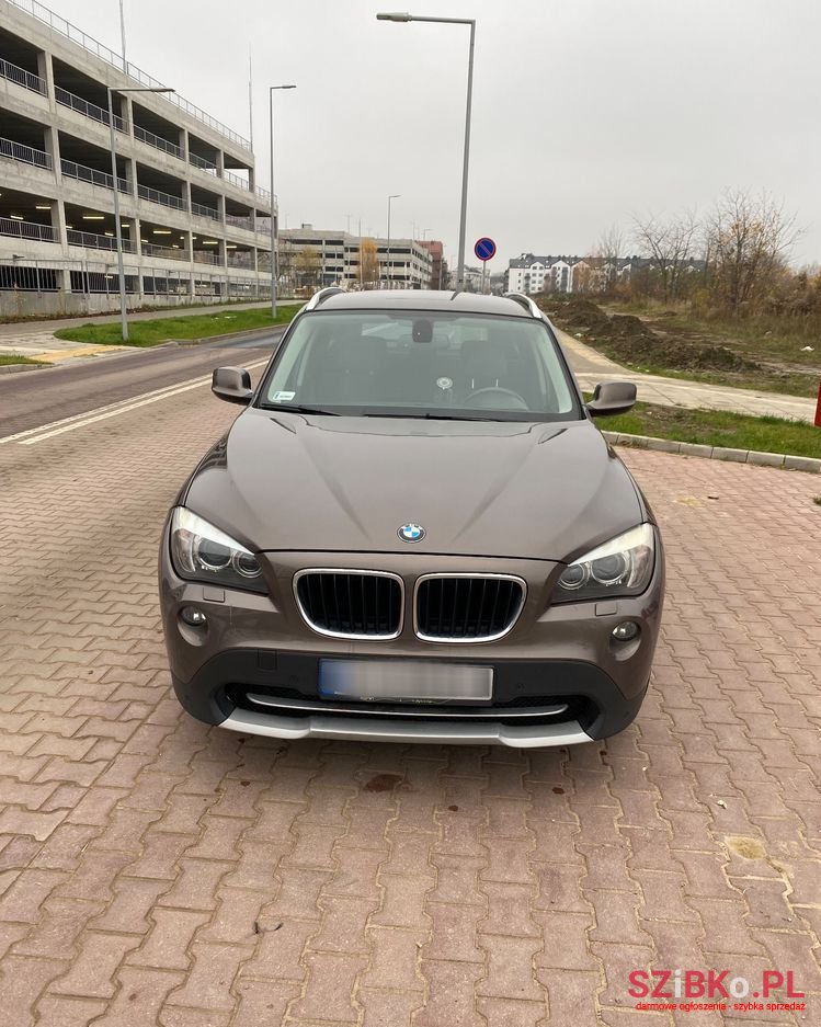 2011' BMW X1 Sdrive18I photo #2