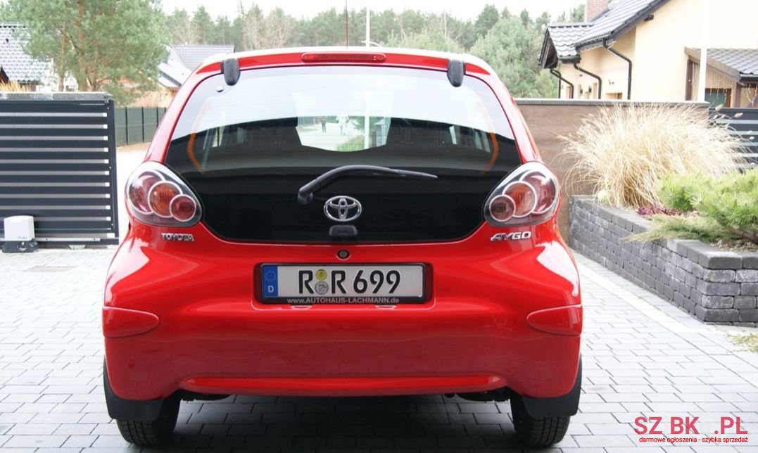 2009' Toyota Aygo photo #3