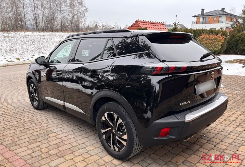 2020' Peugeot 2008 photo #4