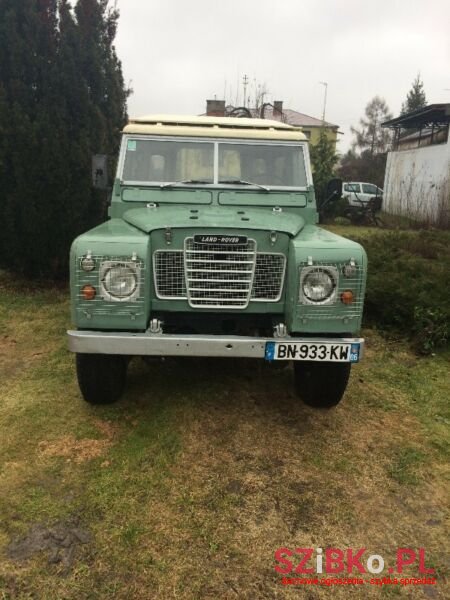 1976' Land Rover Series III Sahara photo #2