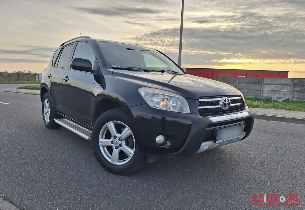 2008' Toyota RAV4 photo #6