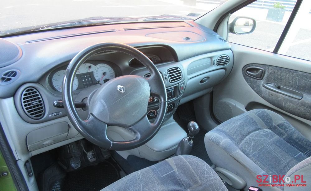 2000' Renault Scenic Megane photo #4