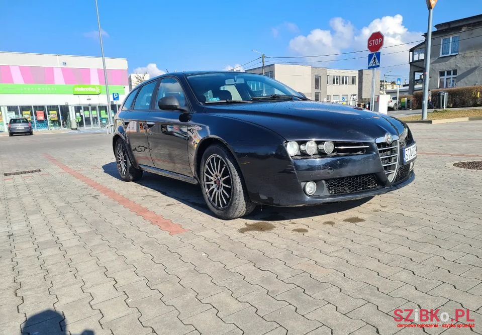 2007' Alfa Romeo 159 photo #2