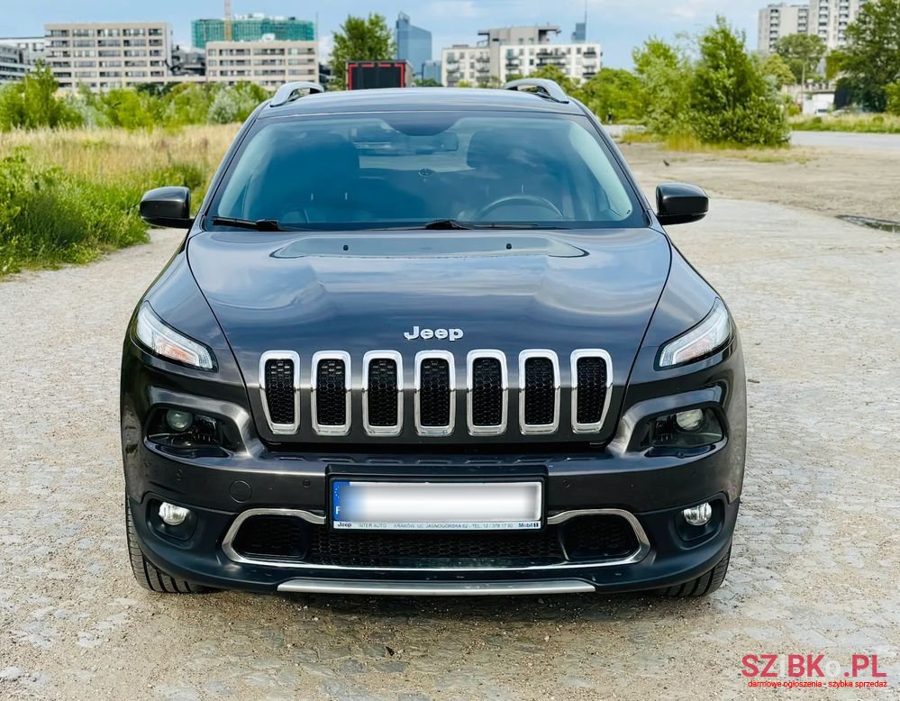 2017' Jeep Cherokee photo #2