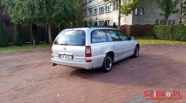 1999' Opel Omega photo #2