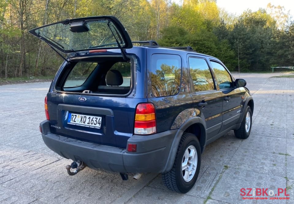 2003' Ford Maverick photo #5