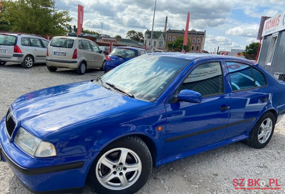 2001' Skoda Octavia photo #2