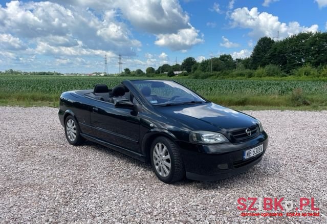 2005' Opel Astra photo #3