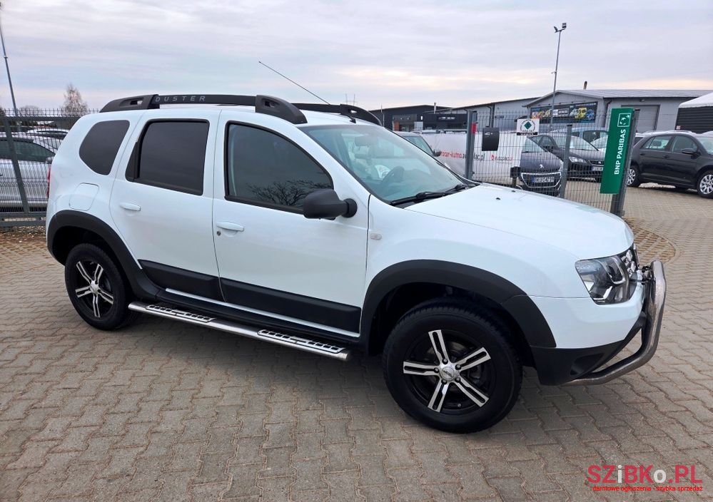 2015' Dacia Duster photo #4