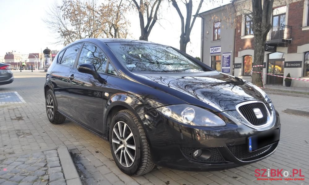 2009' SEAT Leon photo #1