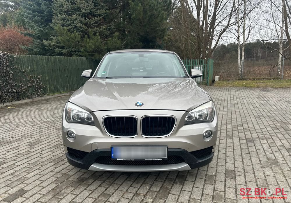 2013' BMW X1 Xdrive18D photo #2