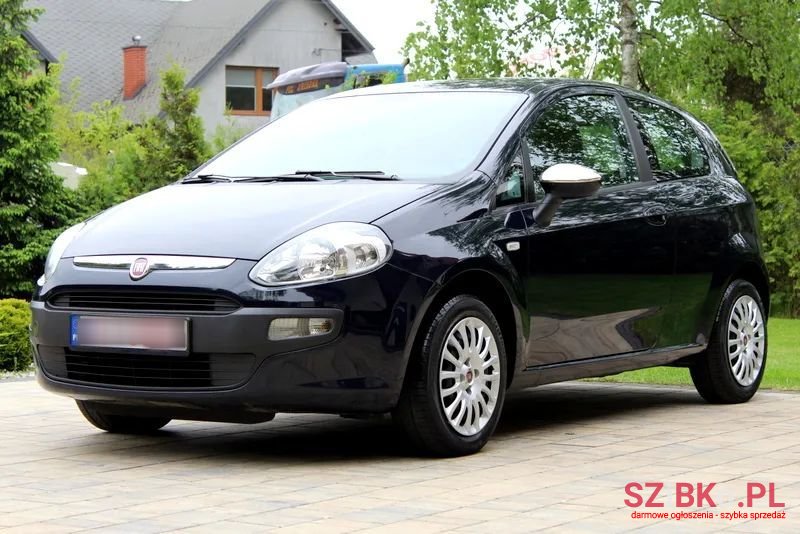 2010' Fiat Punto Evo photo #6
