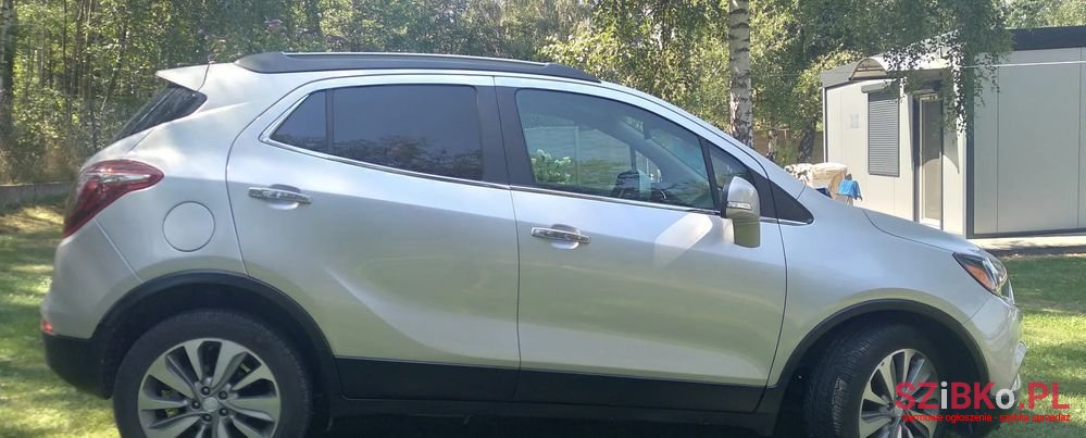 2019' Buick Encore photo #2